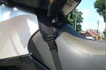 #freewind #shad #suzuki #tankbag #xf650