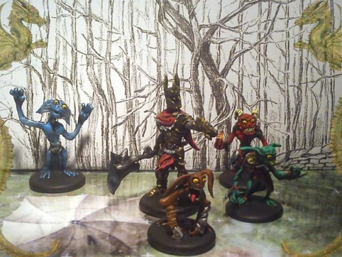 Overlord i słudzy1 #blue #brown #figurki #green #handmade #homemade #miniatures #Minion #Overlord #red