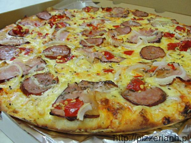 http://pizzerianh.pl #pizzeria #pizza #pizze #fast #food #obiady #dania #obiadowe #obiad #dowoz #dostawa #telefon #krakow #nowa #huta #online #PrzezInternet #zamow