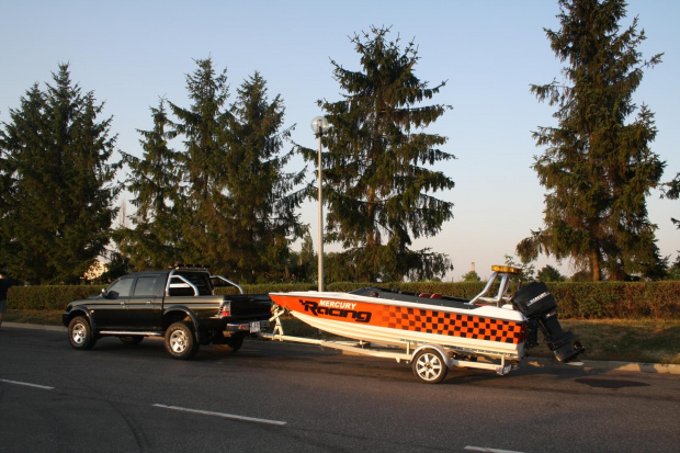 #MercuryRacingRing18Speedboat